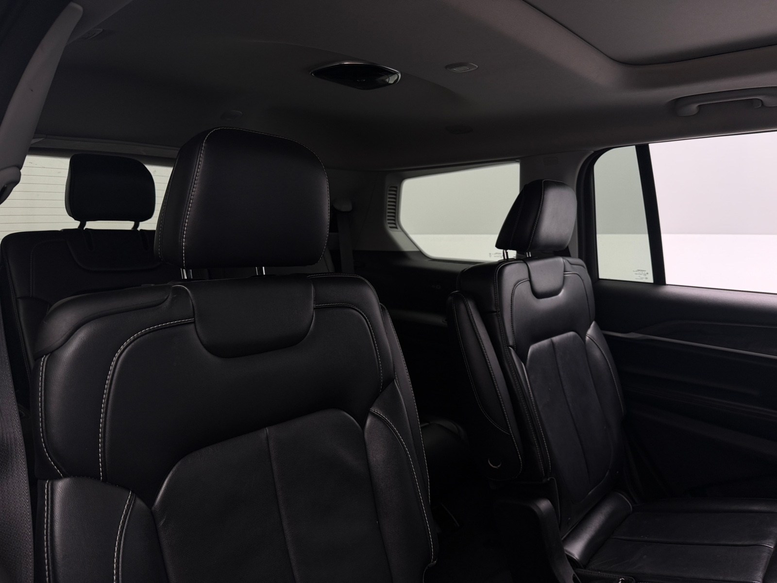 Thumbnail: 2021 Jeep Grand Cherokee L - 5