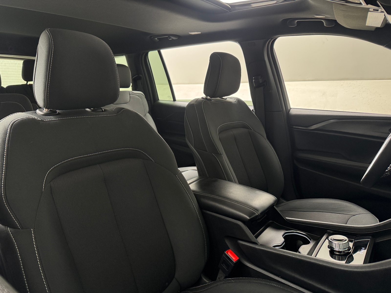 Thumbnail: 2025 Jeep Grand Cherokee L - 2