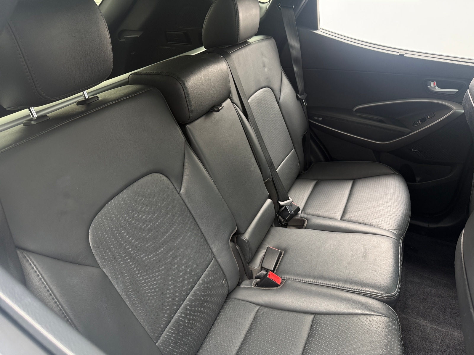 Thumbnail: 2016 Hyundai Santa Fe - 5