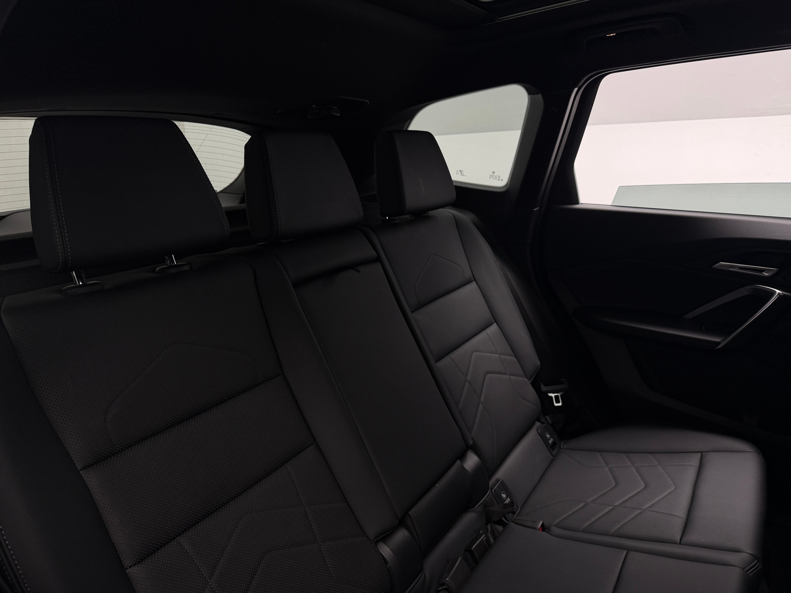 Thumbnail: 2026 BMW X1 - 5