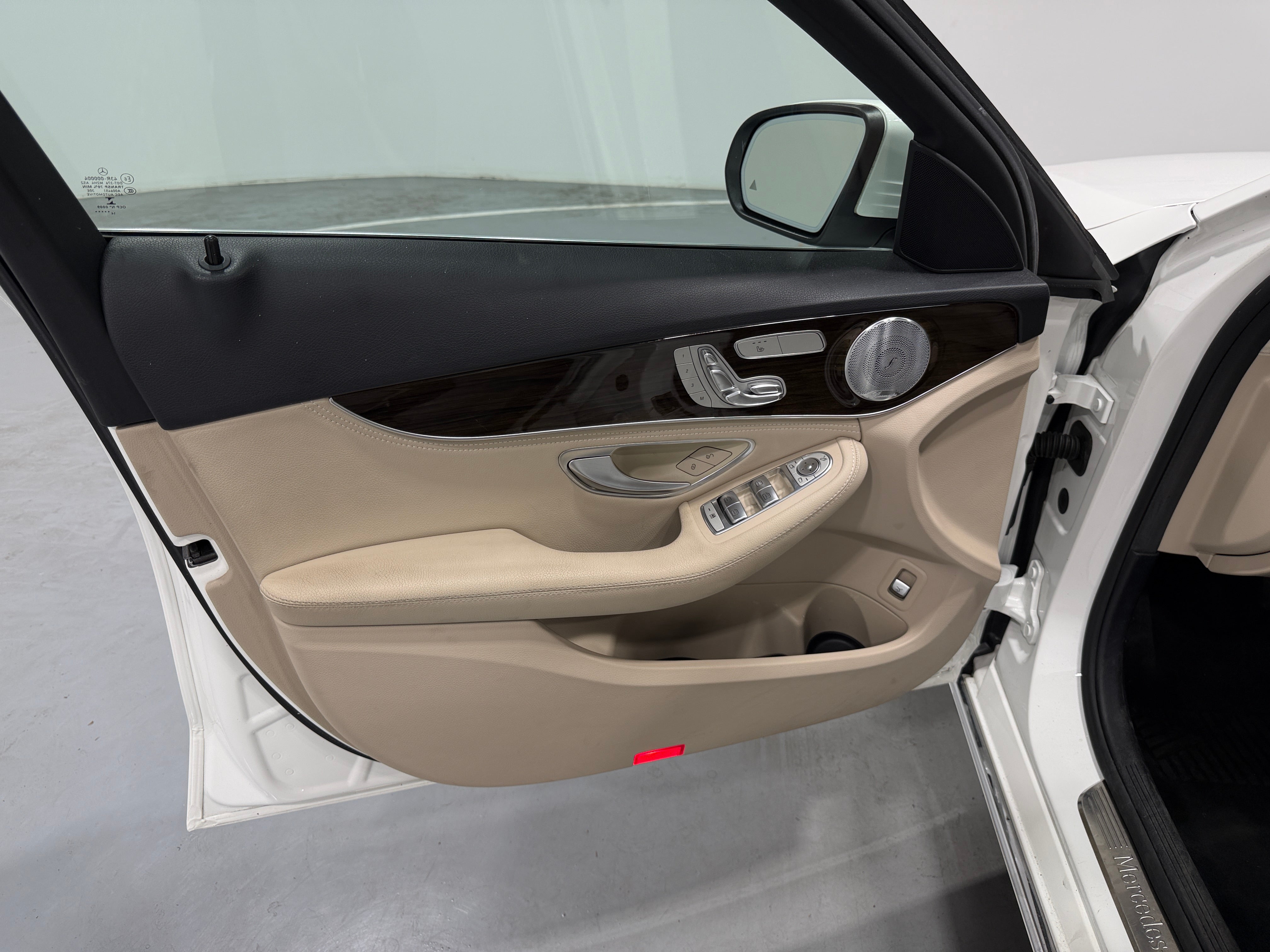 Used 2015 Mercedes-Benz C-Class C300 with VIN 55SWF4KB5FU014371 for sale in Pewaukee, WI