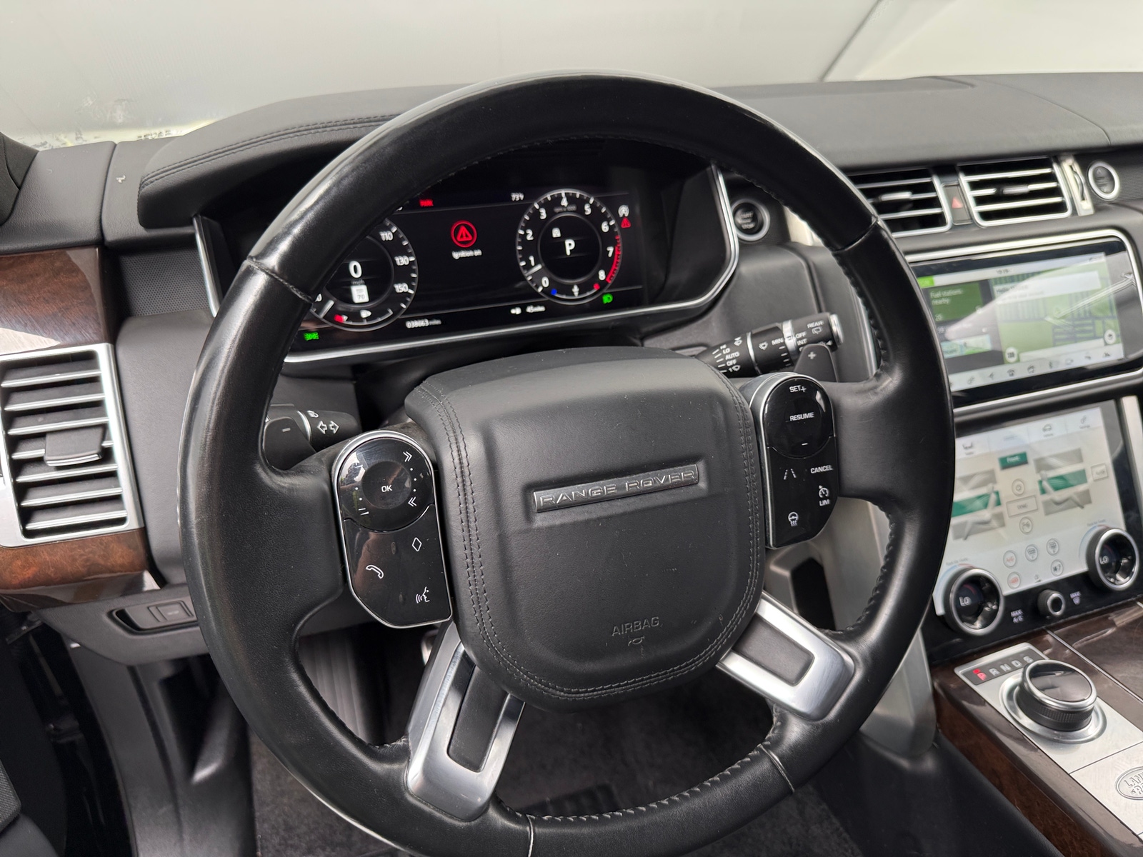 Thumbnail: 2022 Land Rover Range Rover - 4