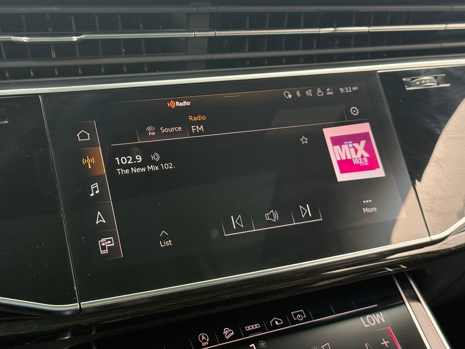 Thumbnail: 2021 Audi Q7 - 3