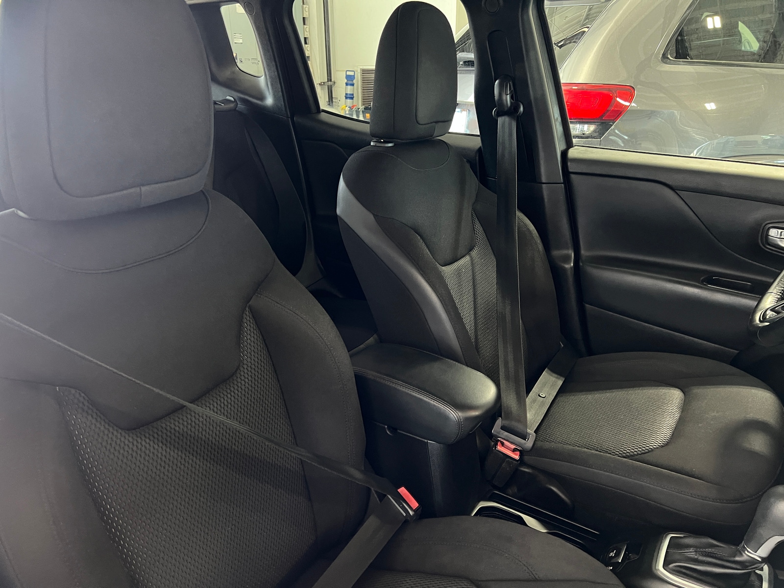 Thumbnail: 2018 Jeep Renegade - 2