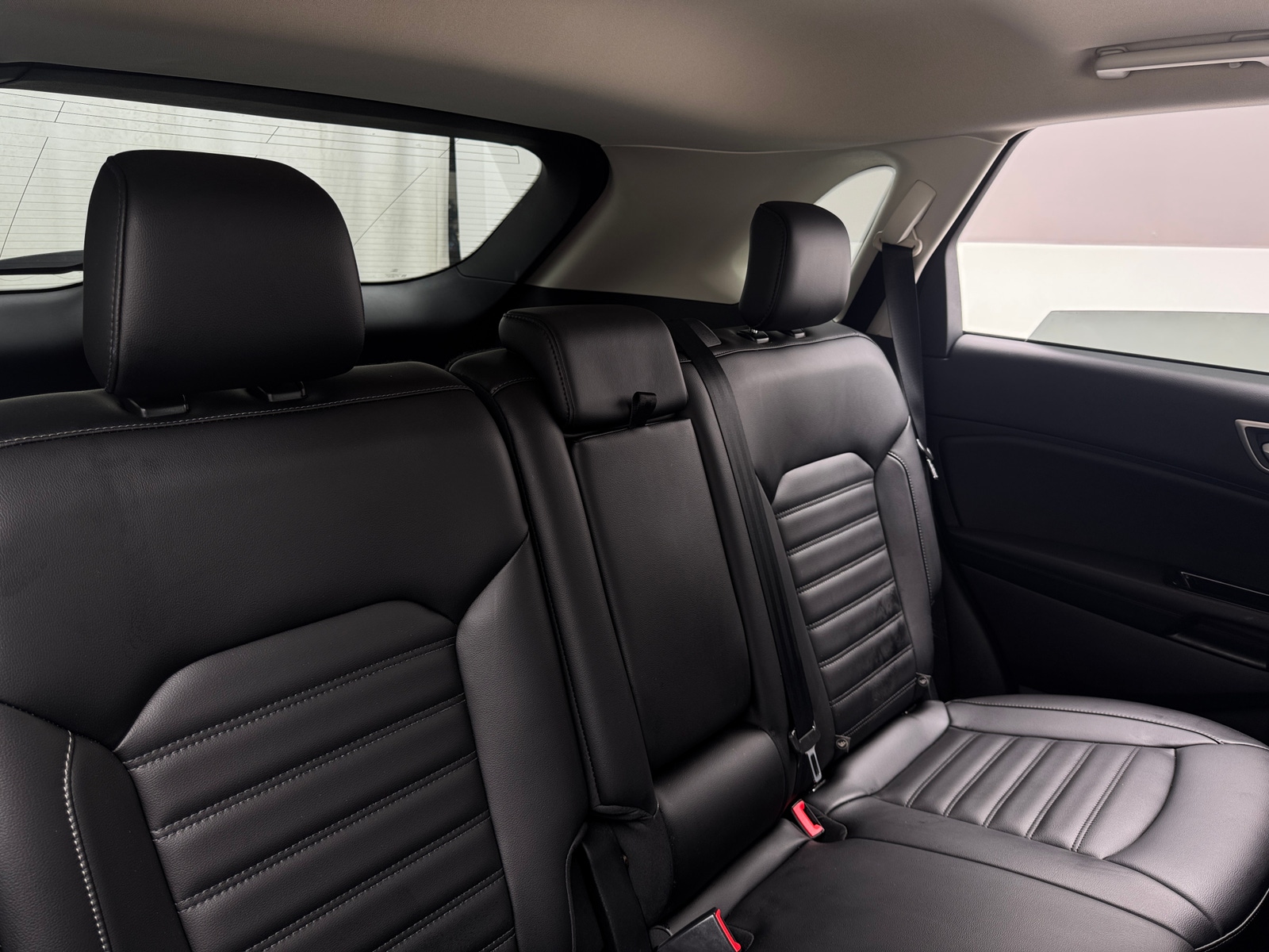 Thumbnail: 2019 Ford Edge - 5