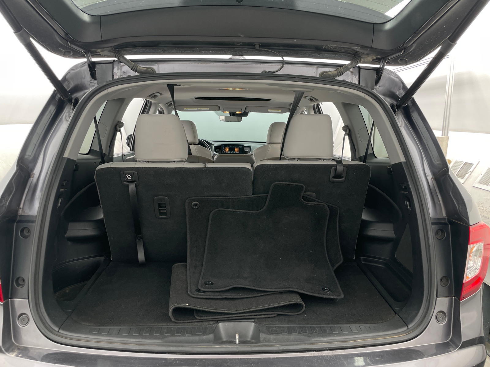 Thumbnail: 2019 Honda Pilot - 6