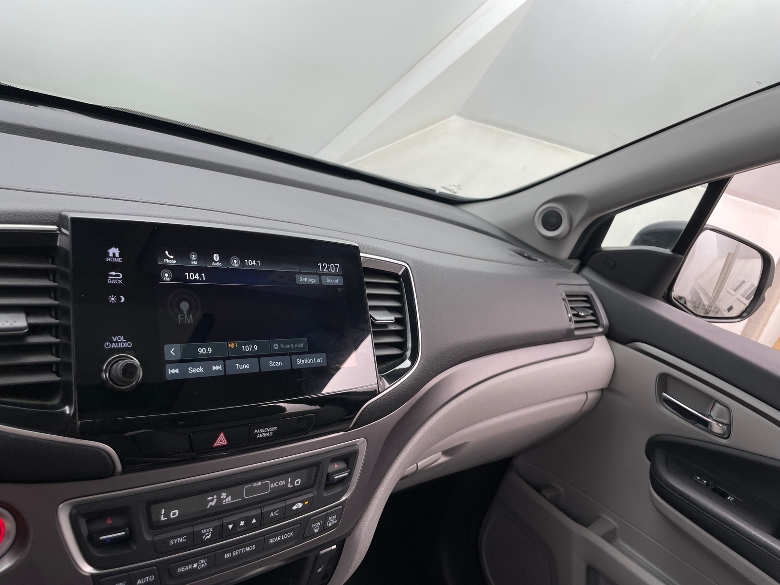 Thumbnail: 2019 Honda Pilot - 3