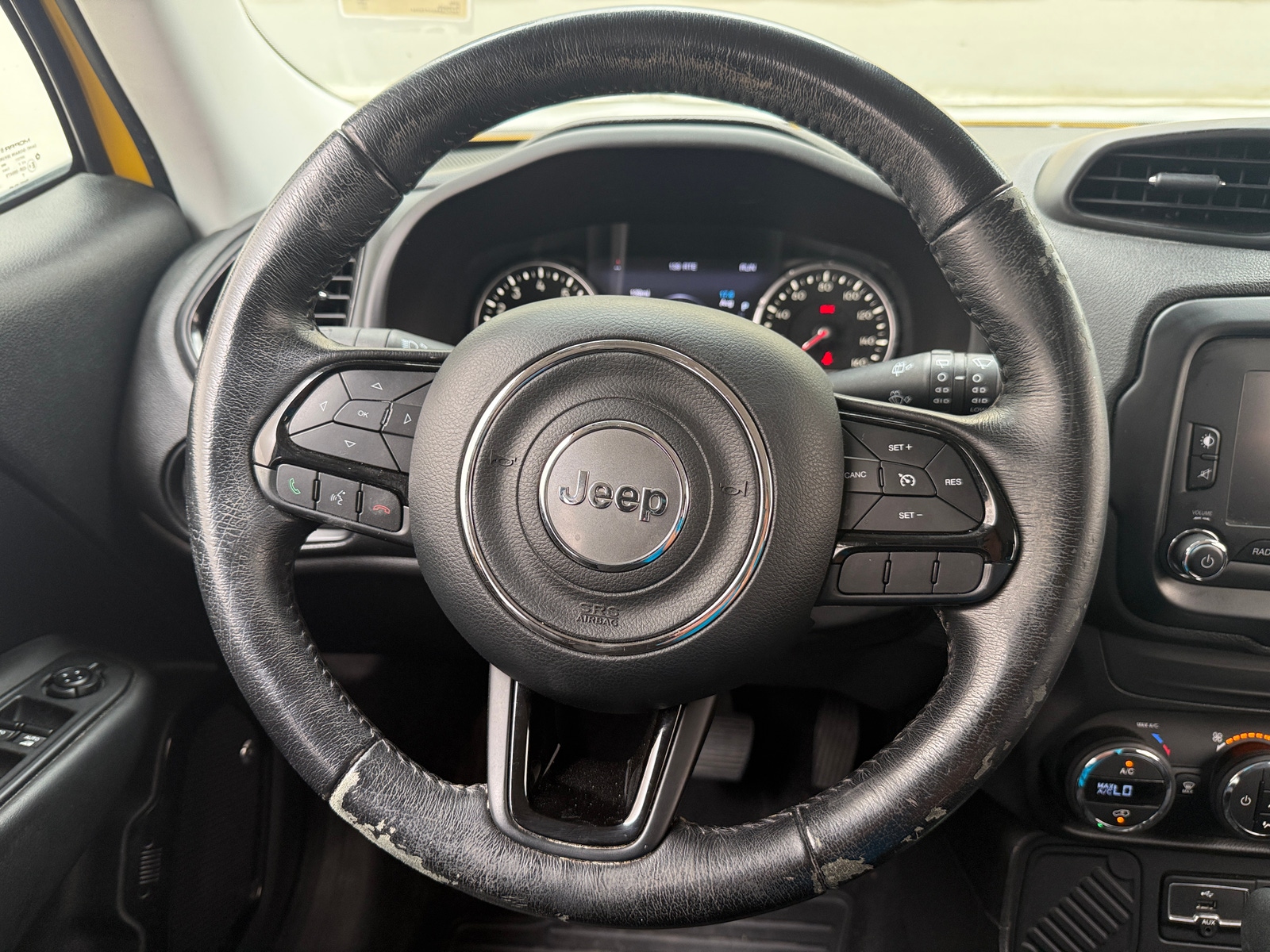Thumbnail: 2017 Jeep Renegade - 5