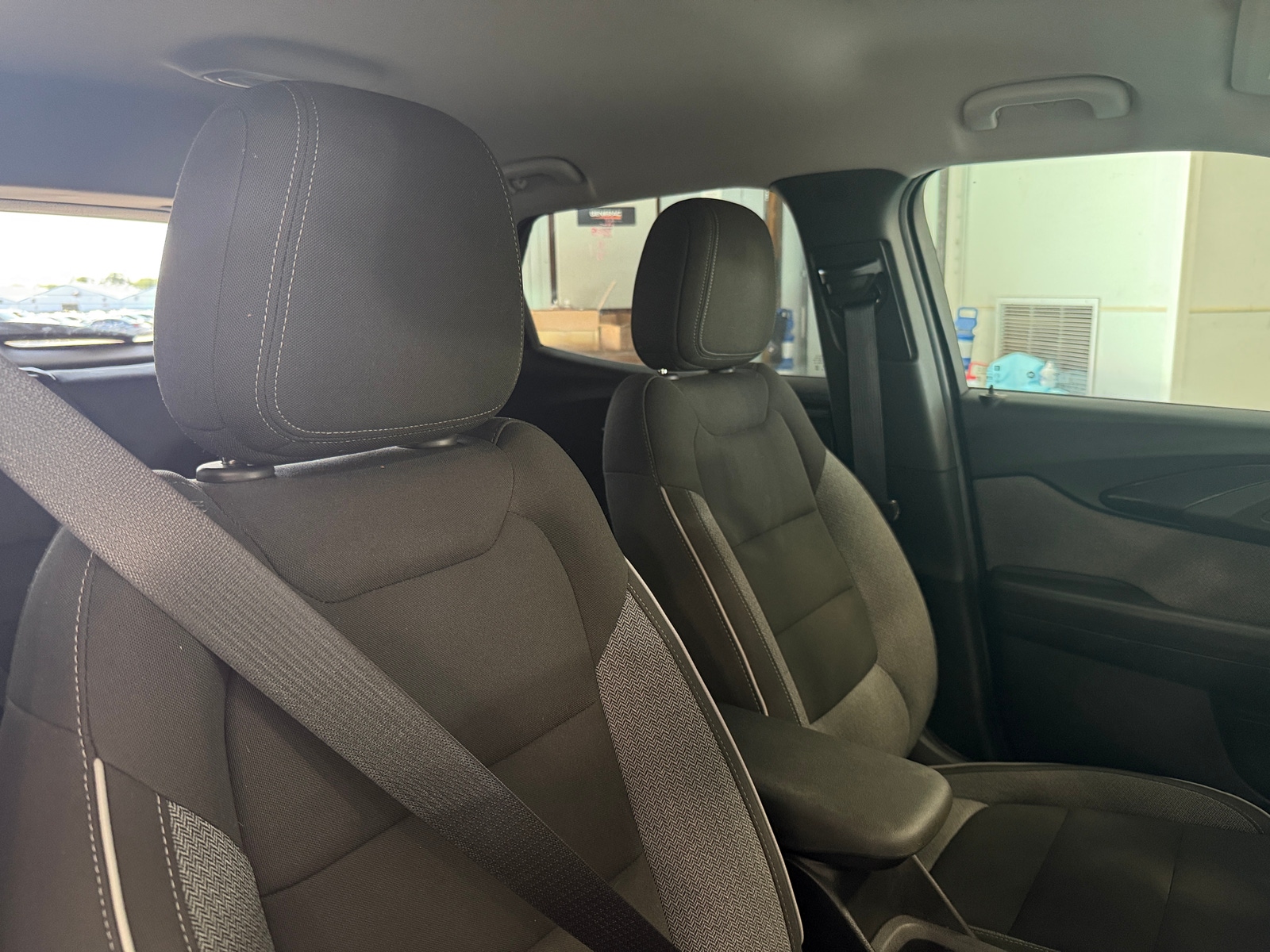 Thumbnail: 2021 Chevrolet TrailBlazer - 2