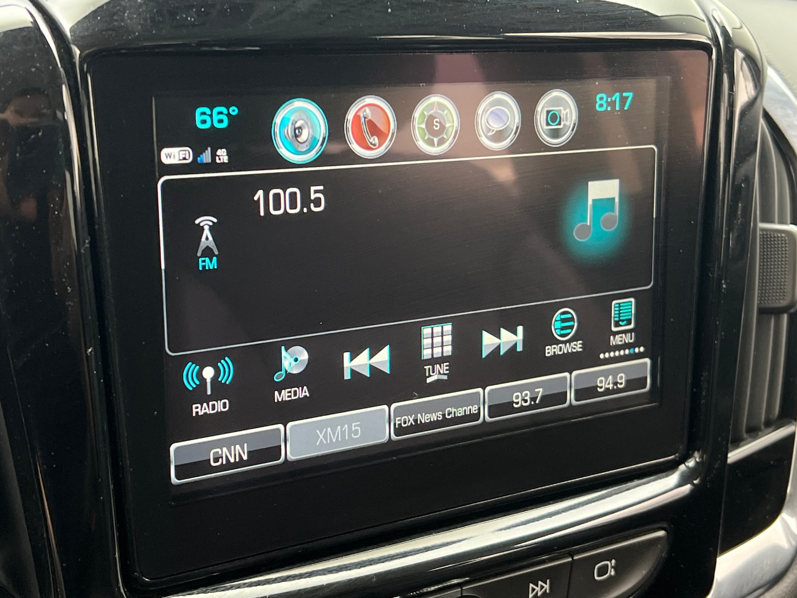 Thumbnail: 2019 Chevrolet Traverse - 3