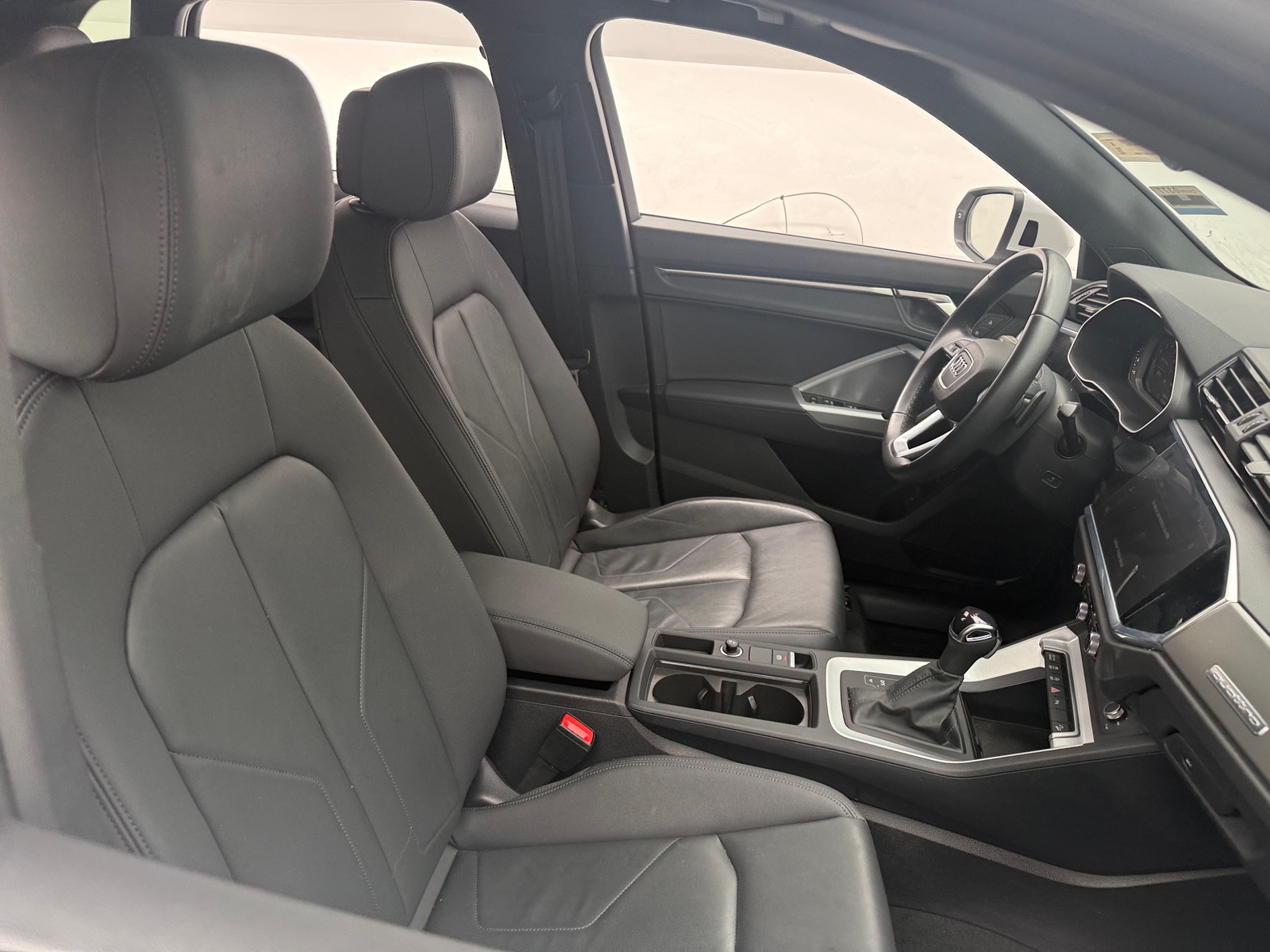 Thumbnail: 2023 Audi Q3 - 2