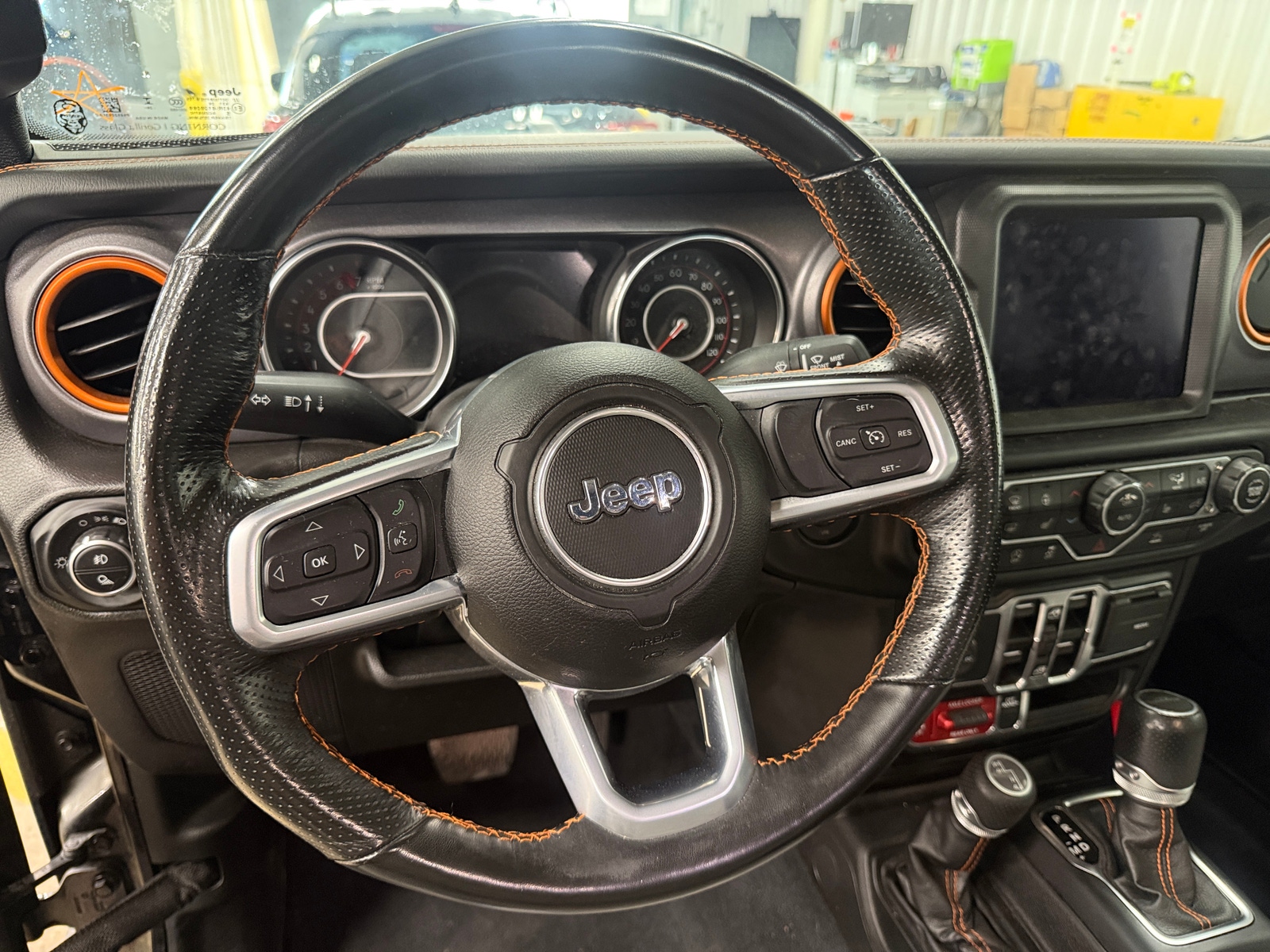 Thumbnail: 2022 Jeep Gladiator - 4