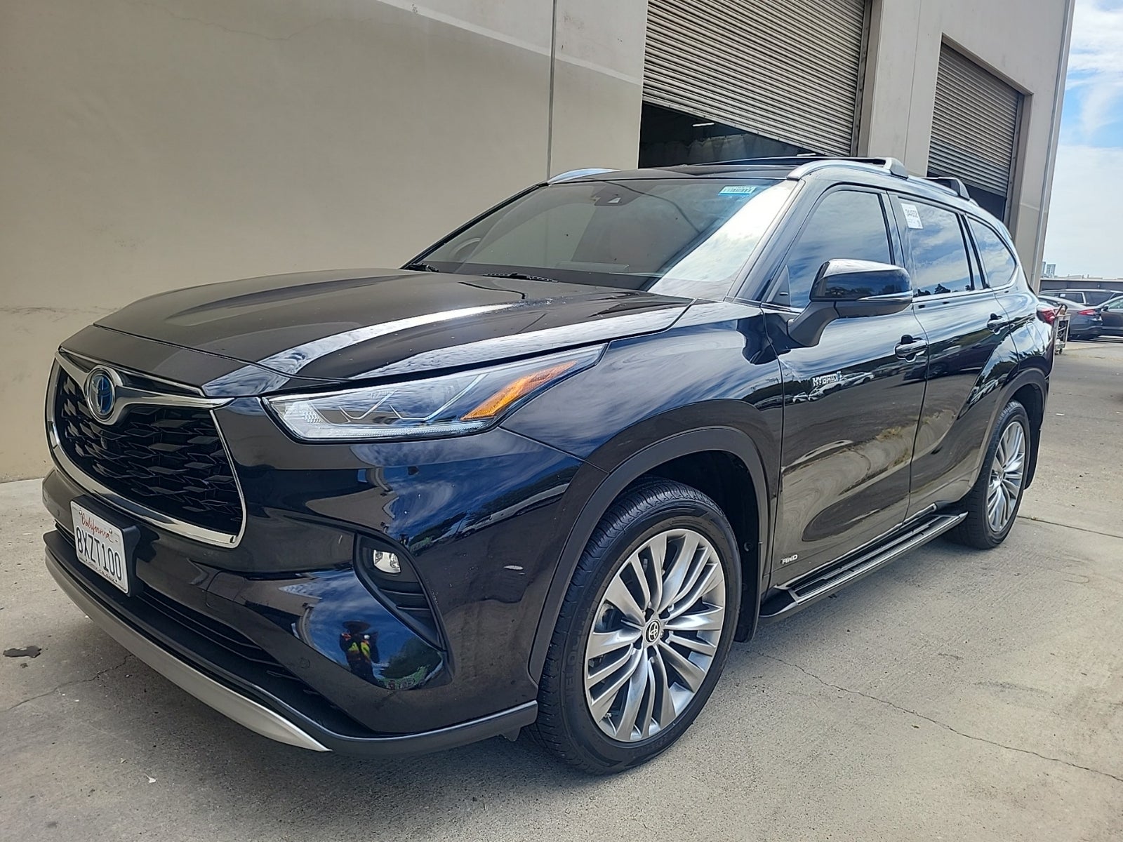 2021 Toyota Highlander Hybrid Platinum