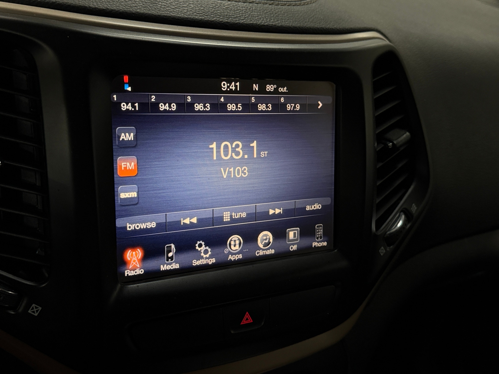 Thumbnail: 2016 Jeep Cherokee - 4