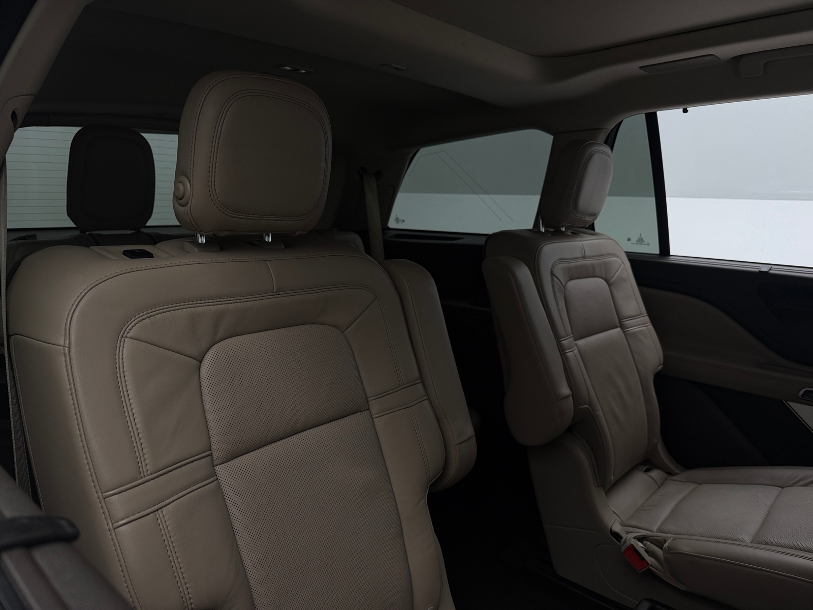 Thumbnail: 2020 Lincoln Aviator - 5