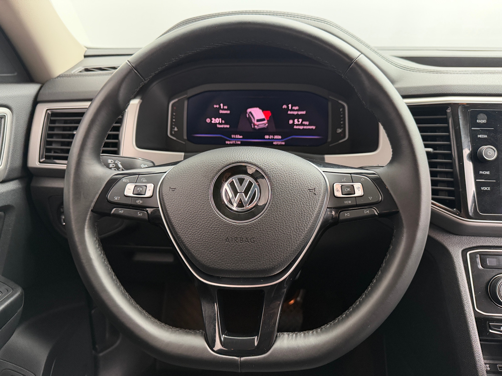 Thumbnail: 2019 Volkswagen Atlas - 4
