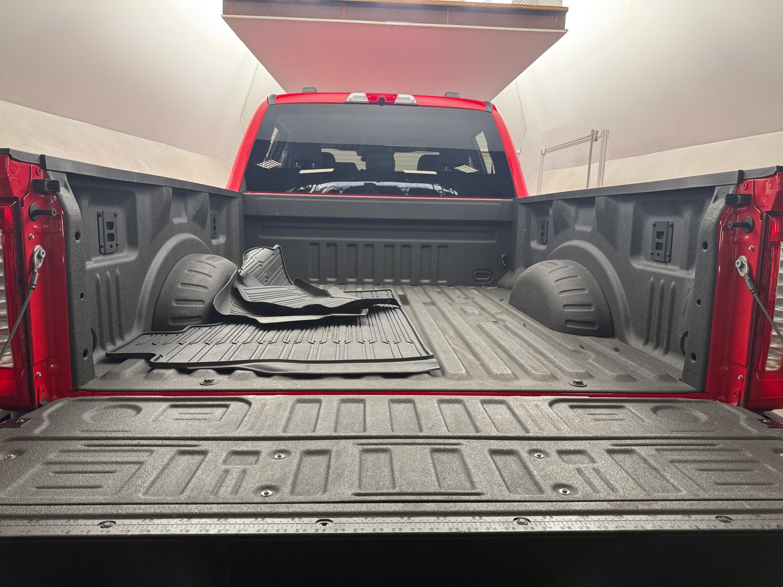 Thumbnail: 2025 Ford Econoline - 7