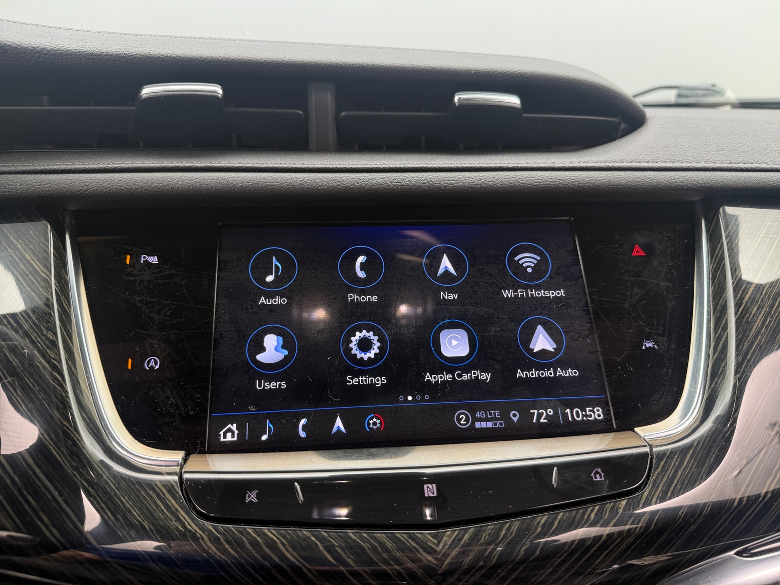 Thumbnail: 2021 Cadillac XT6 - 3