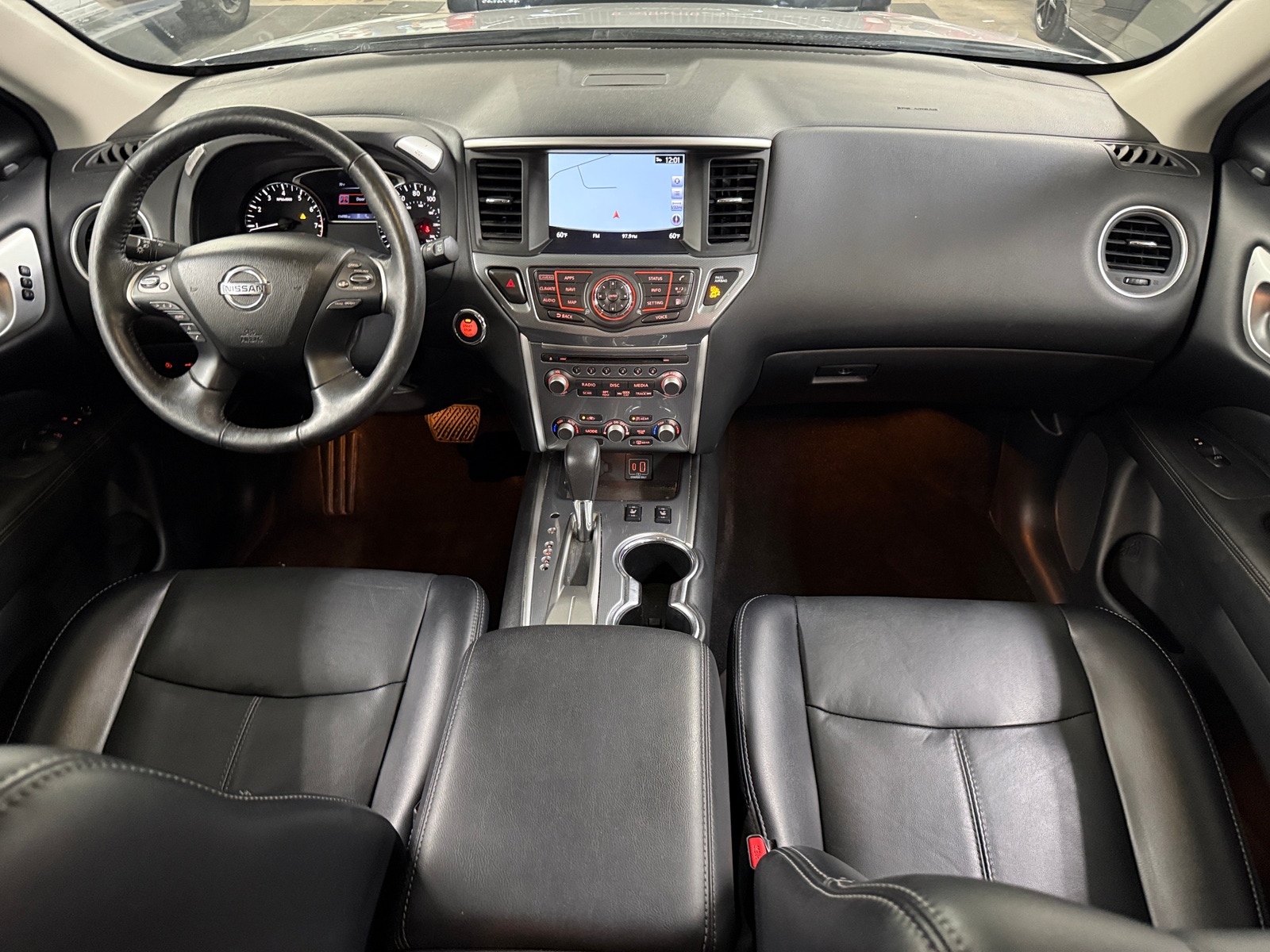 Thumbnail: 2019 Nissan Pathfinder - 2