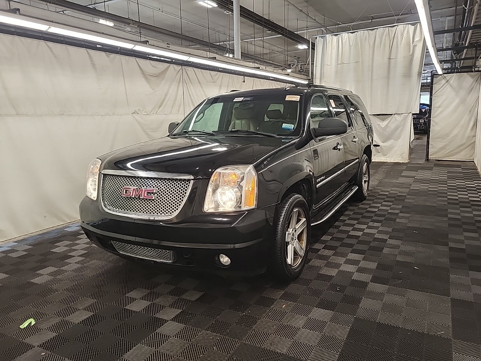 2011 GMC Yukon XL 1500 Denali