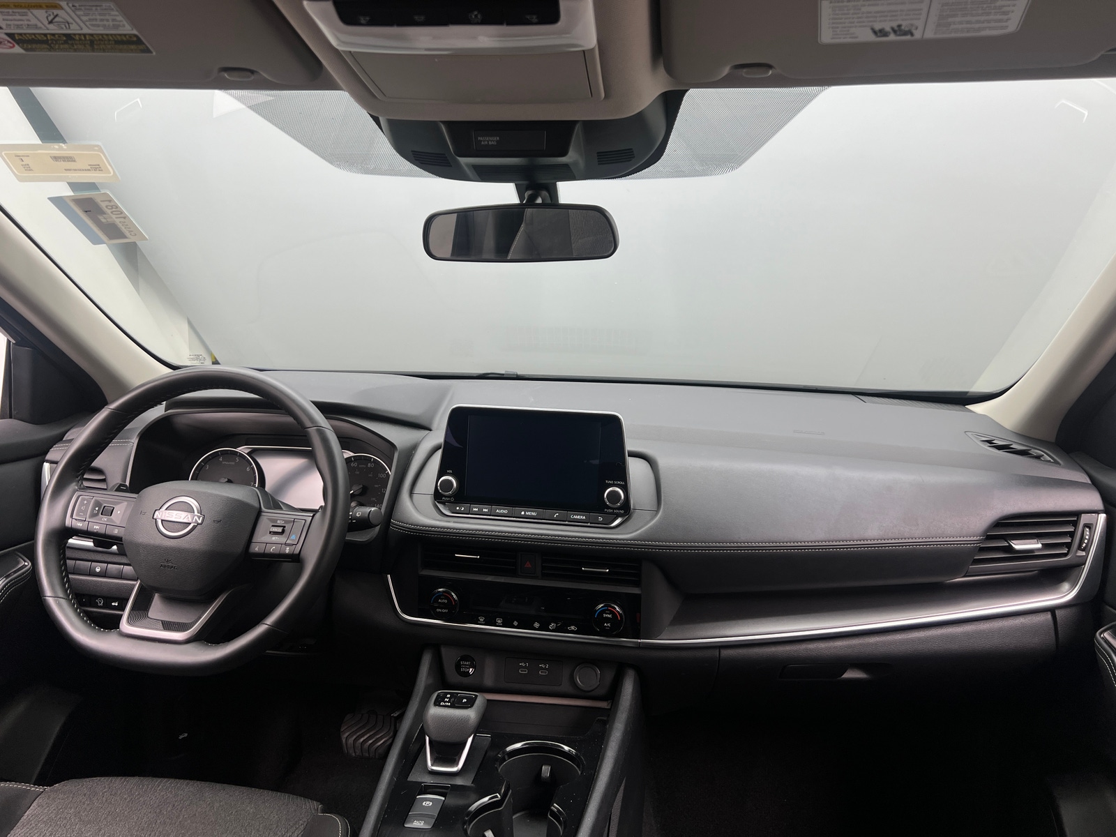 Thumbnail: 2025 Nissan Rogue - 3