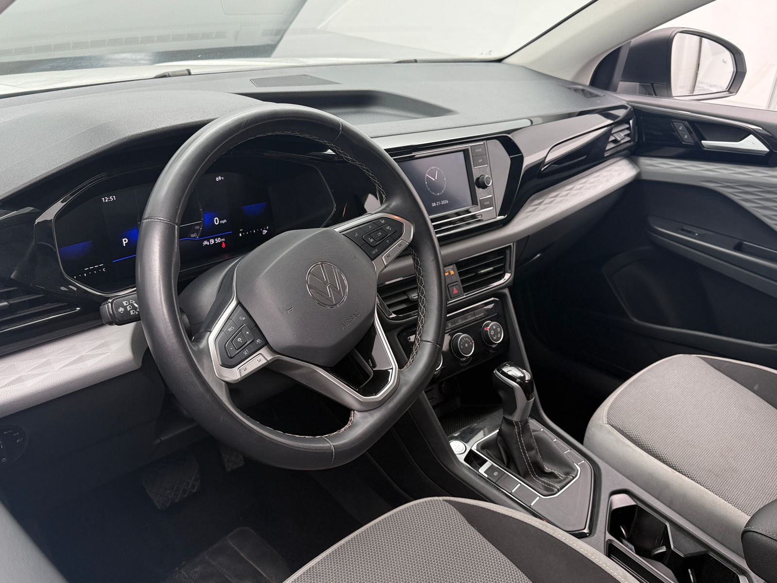 Thumbnail: 2024 Volkswagen Taos - 3