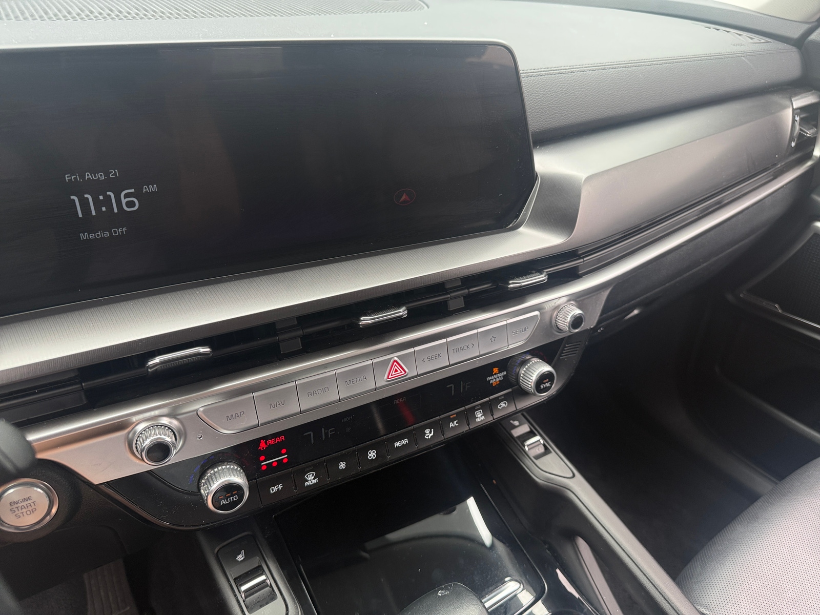 Thumbnail: 2025 Kia Telluride - 3