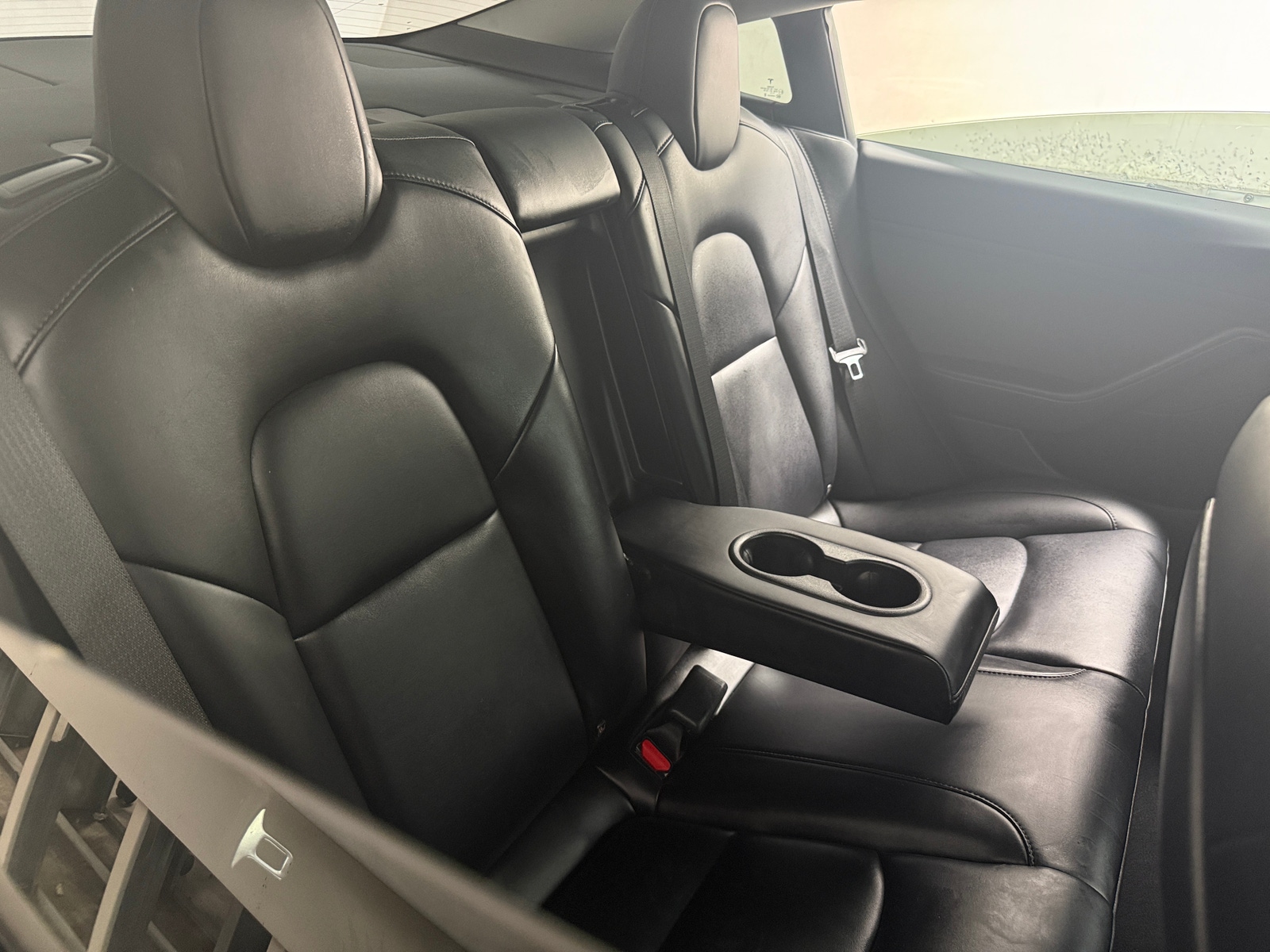 Thumbnail: 2021 Tesla Model 3 - 4