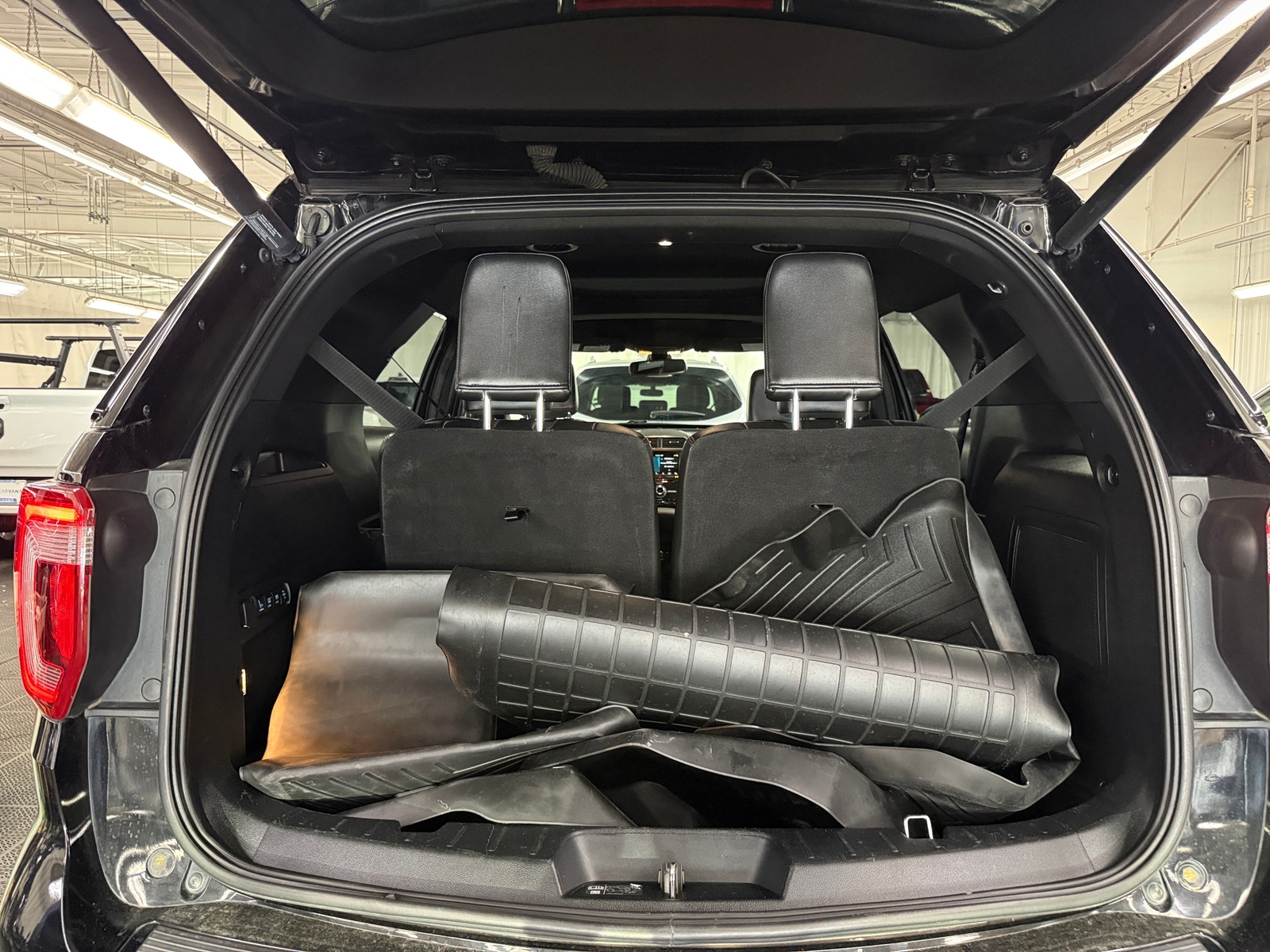 Thumbnail: 2018 Ford Explorer - 6