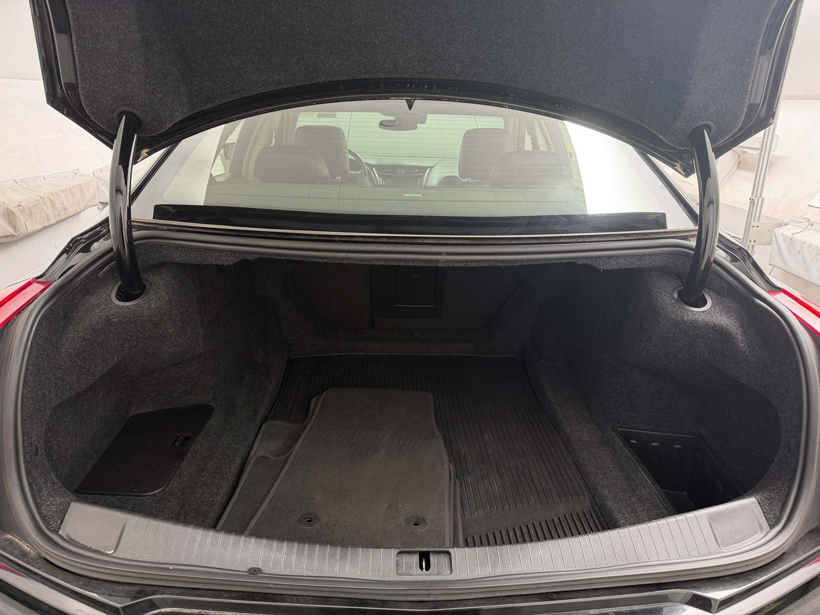 Thumbnail: 2019 Cadillac CTS - 6