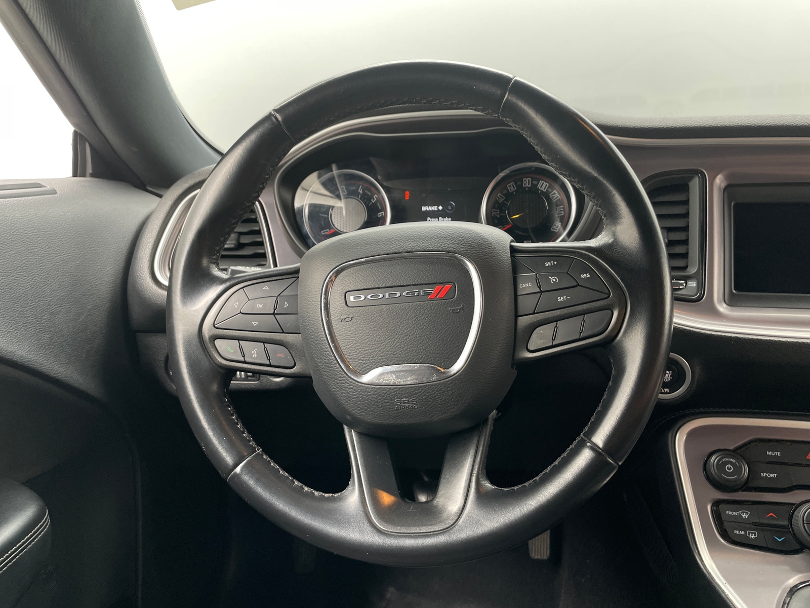Thumbnail: 2022 Dodge Challenger - 4