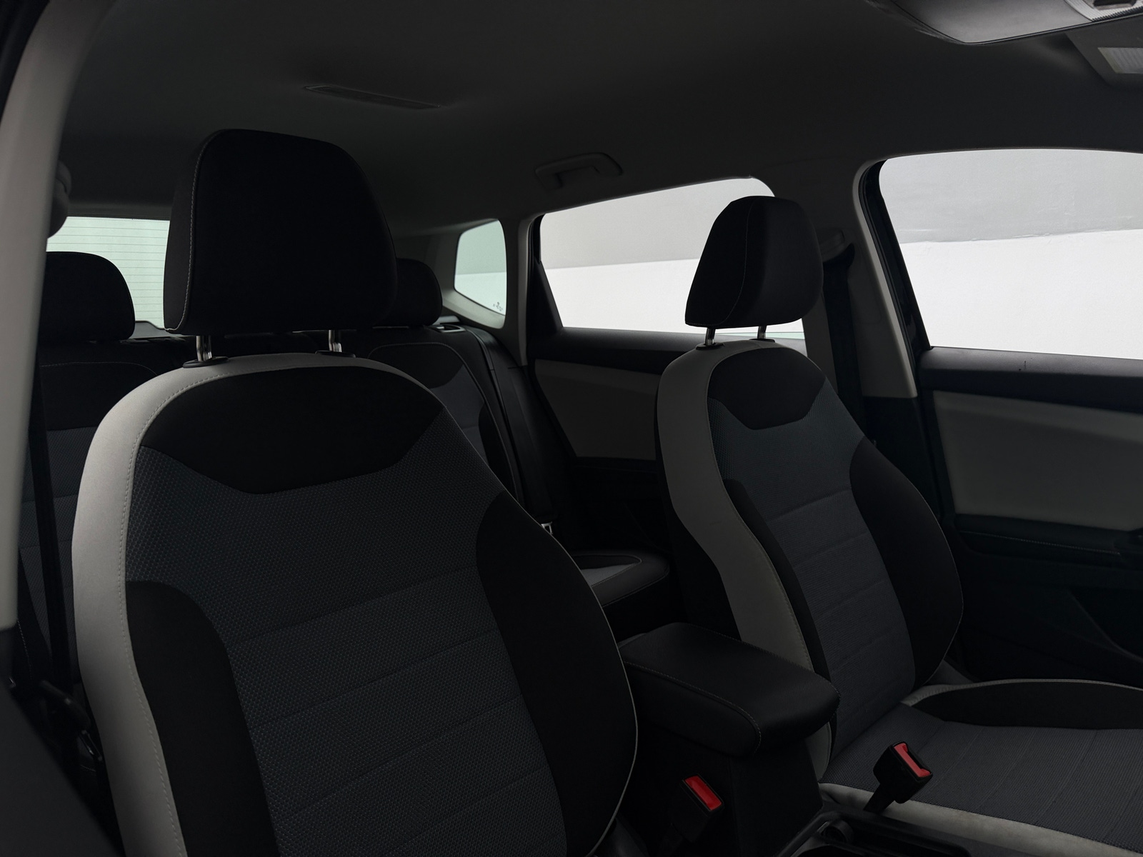 Thumbnail: 2025 Volkswagen Taos - 2