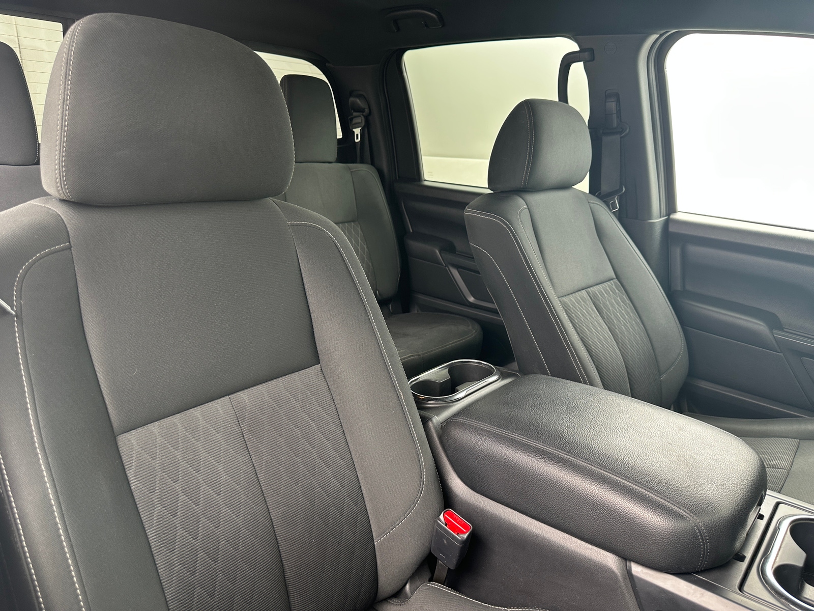 Thumbnail: 2019 Nissan Titan - 2
