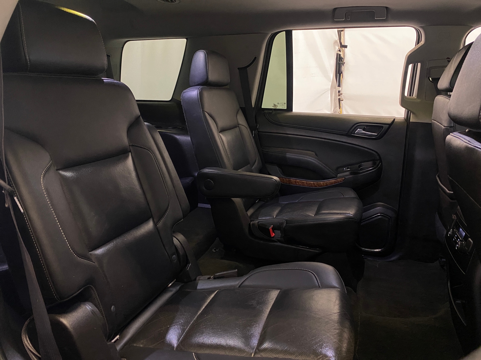 Thumbnail: 2018 Chevrolet Tahoe - 5
