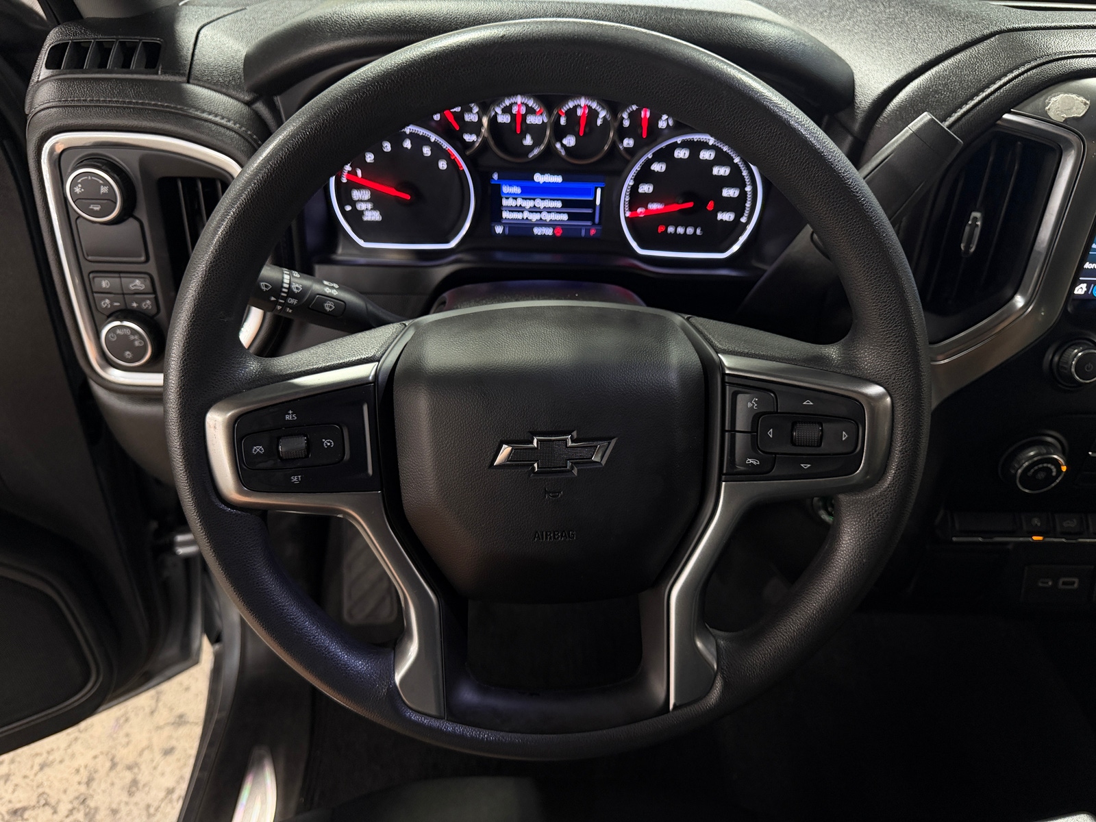 Thumbnail: 2019 Chevrolet Silverado 1500 - 5