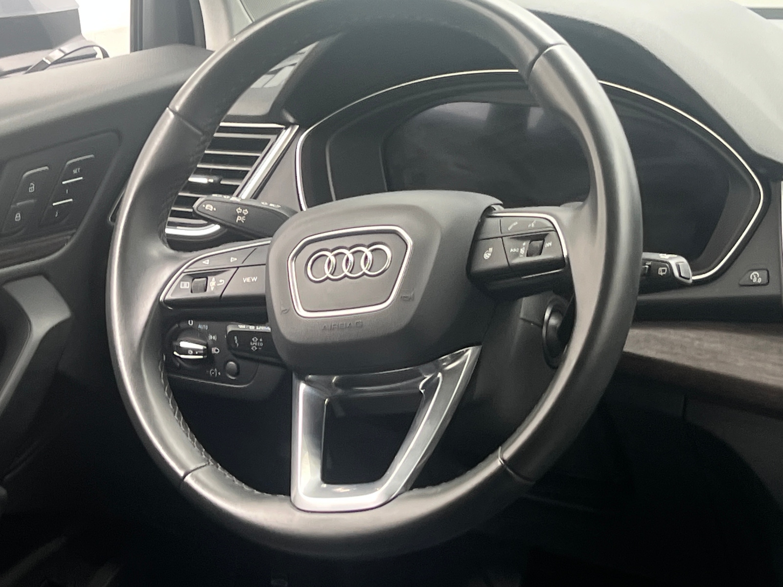 Thumbnail: 2024 Audi Q5 - 4
