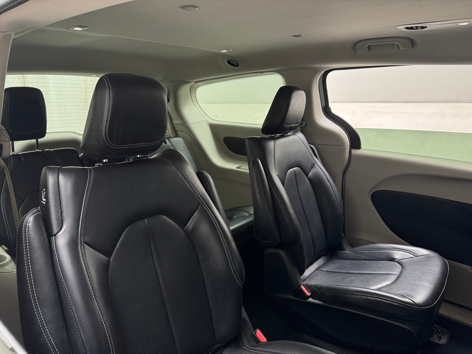 Thumbnail: 2024 Chrysler Pacifica - 5