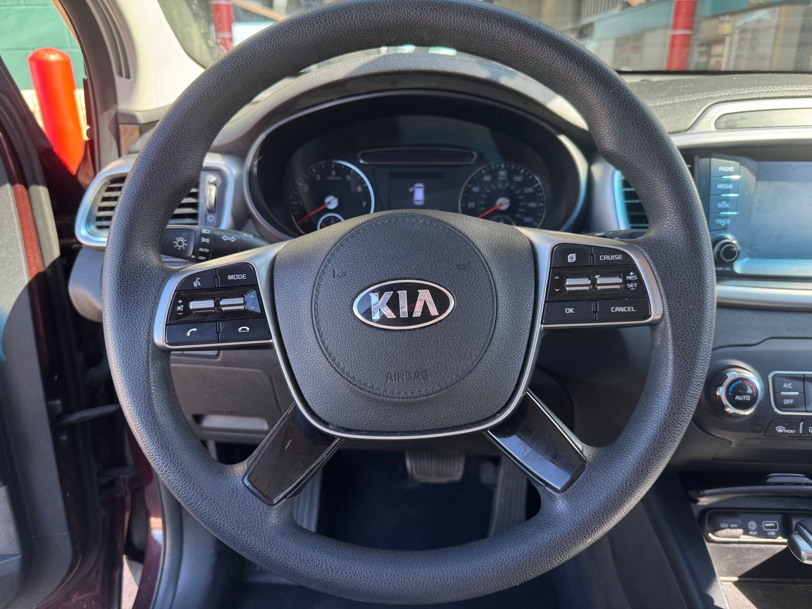 Thumbnail: 2019 Kia Sorento - 5