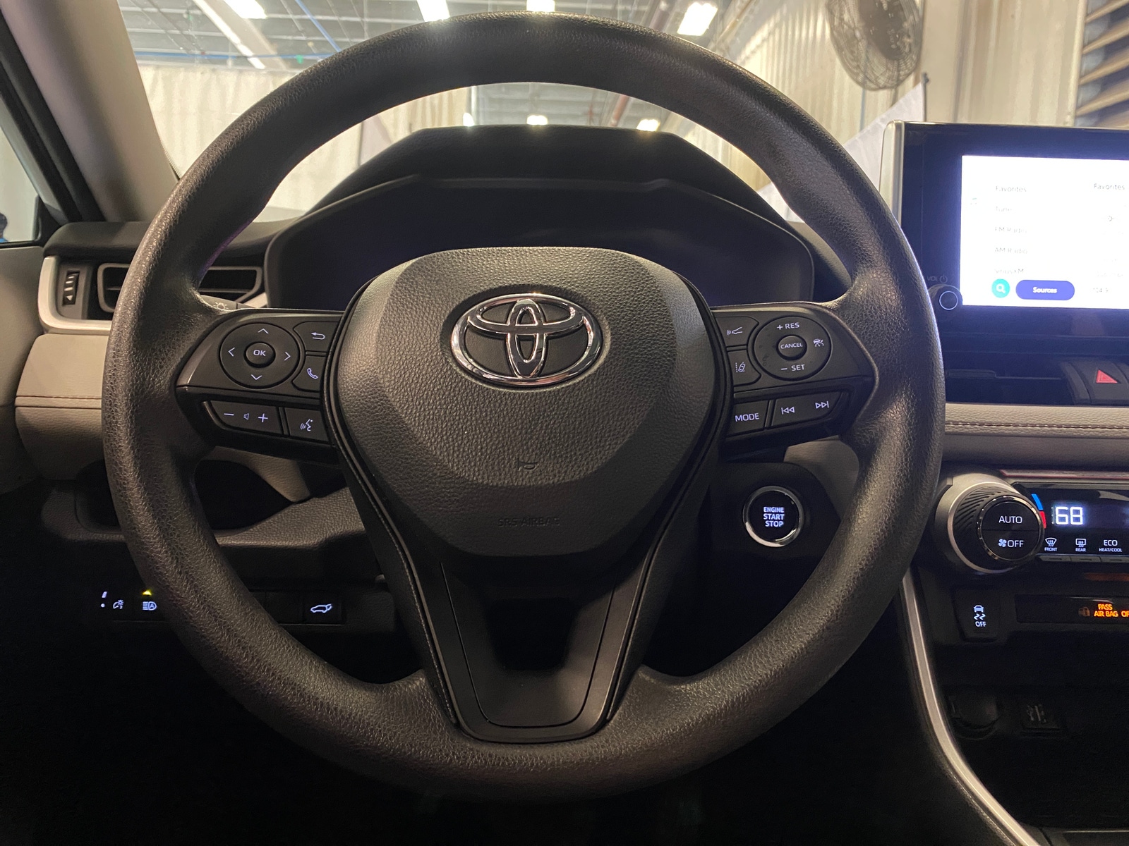 Thumbnail: 2024 Toyota RAV4 - 5