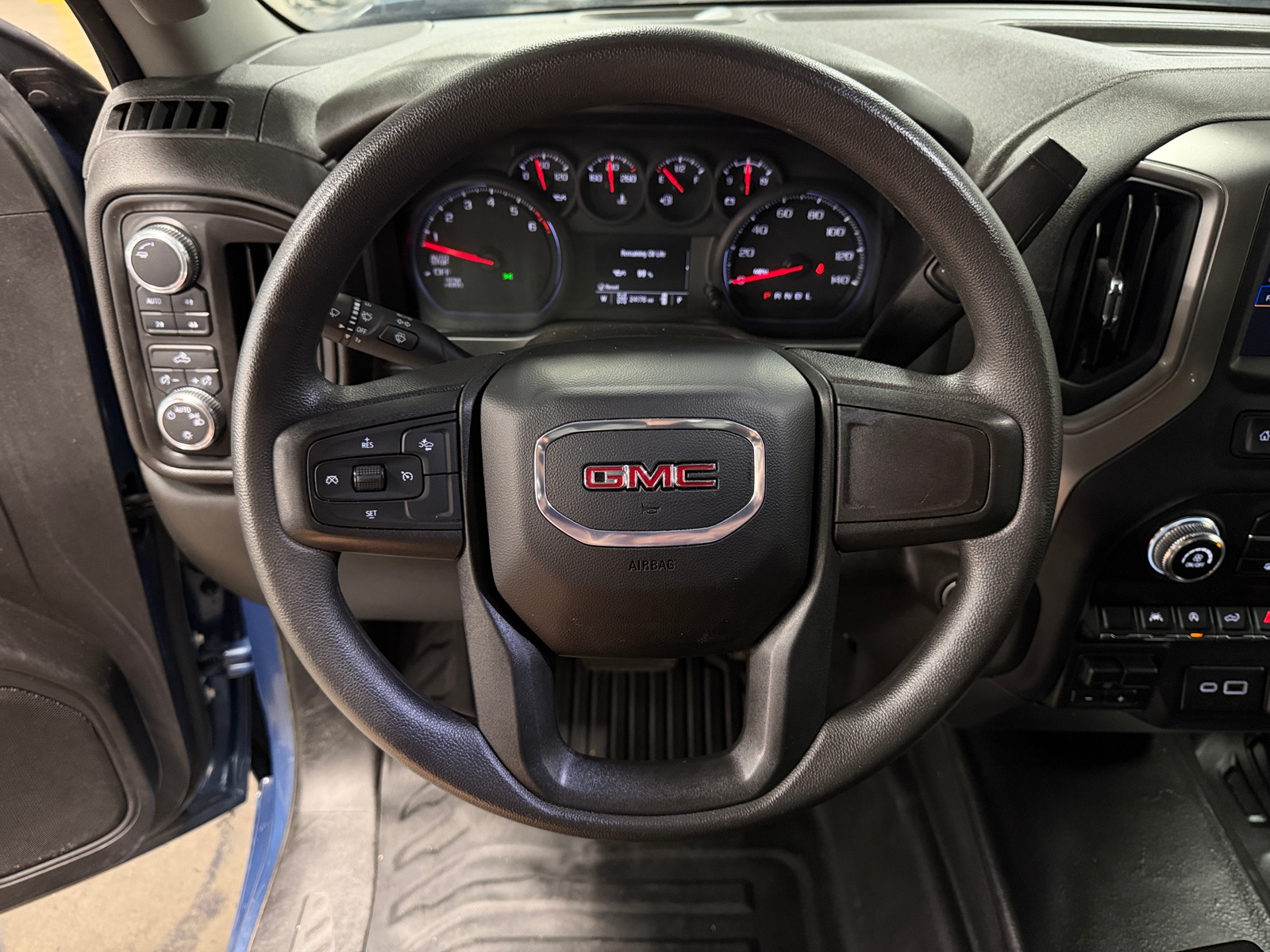 Thumbnail: 2024 GMC Sierra 1500 - 5