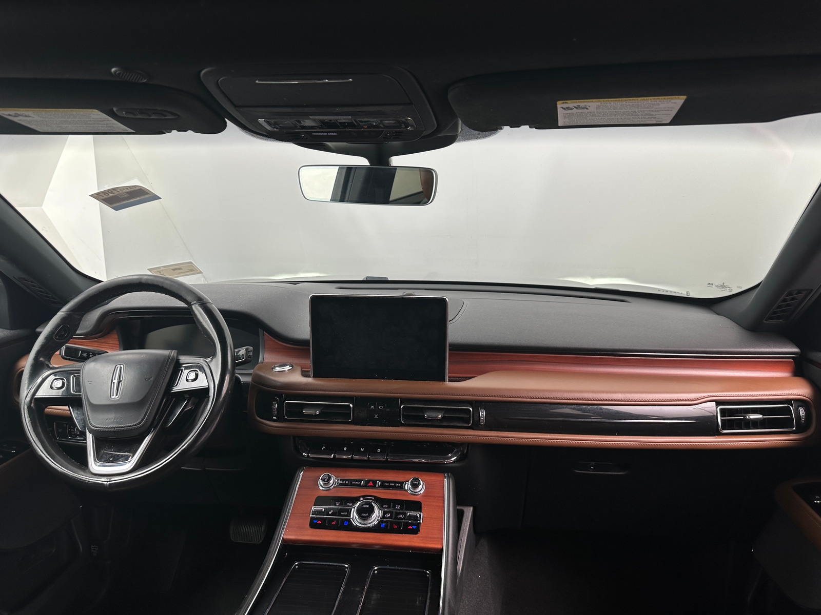 Thumbnail: 2022 Lincoln Aviator - 2