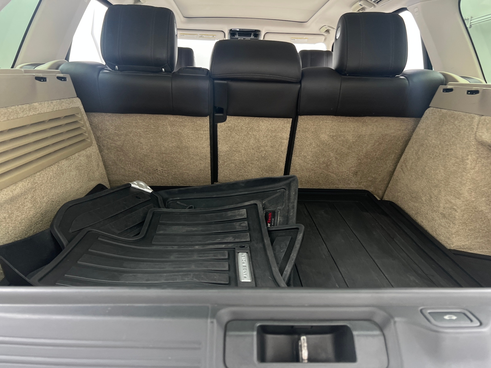 Thumbnail: 2016 Land Rover Range Rover - 6