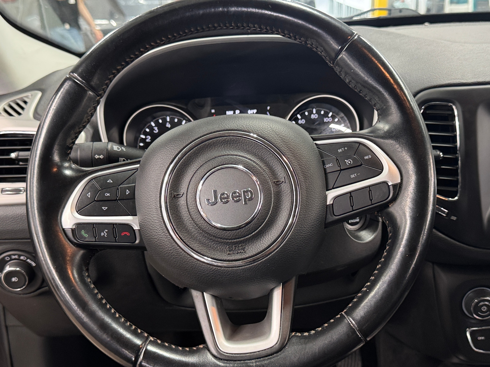 Thumbnail: 2020 Jeep Compass - 5