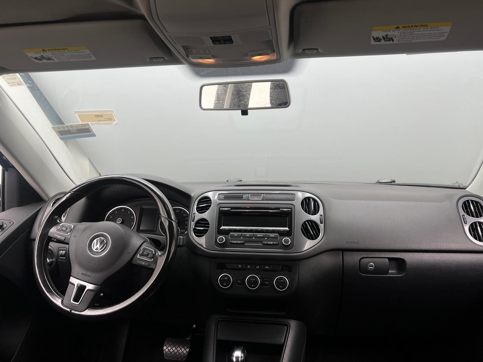 Thumbnail: 2013 Volkswagen Tiguan - 3