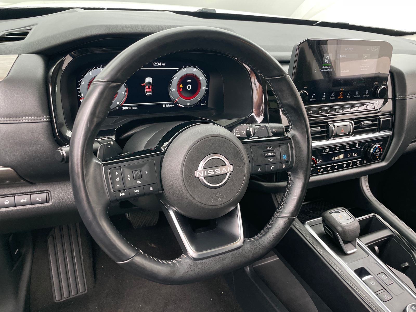 Thumbnail: 2023 Nissan Pathfinder - 4