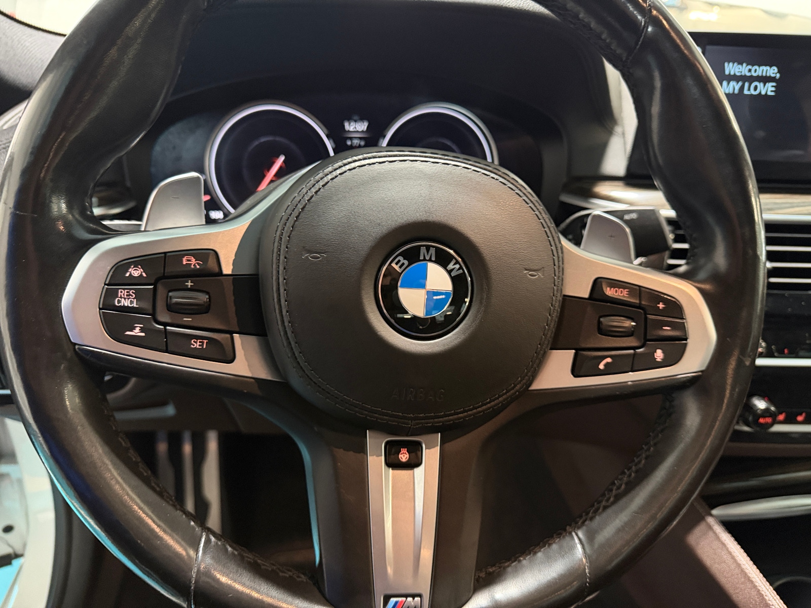 Thumbnail: 2018 BMW 5 Series - 5