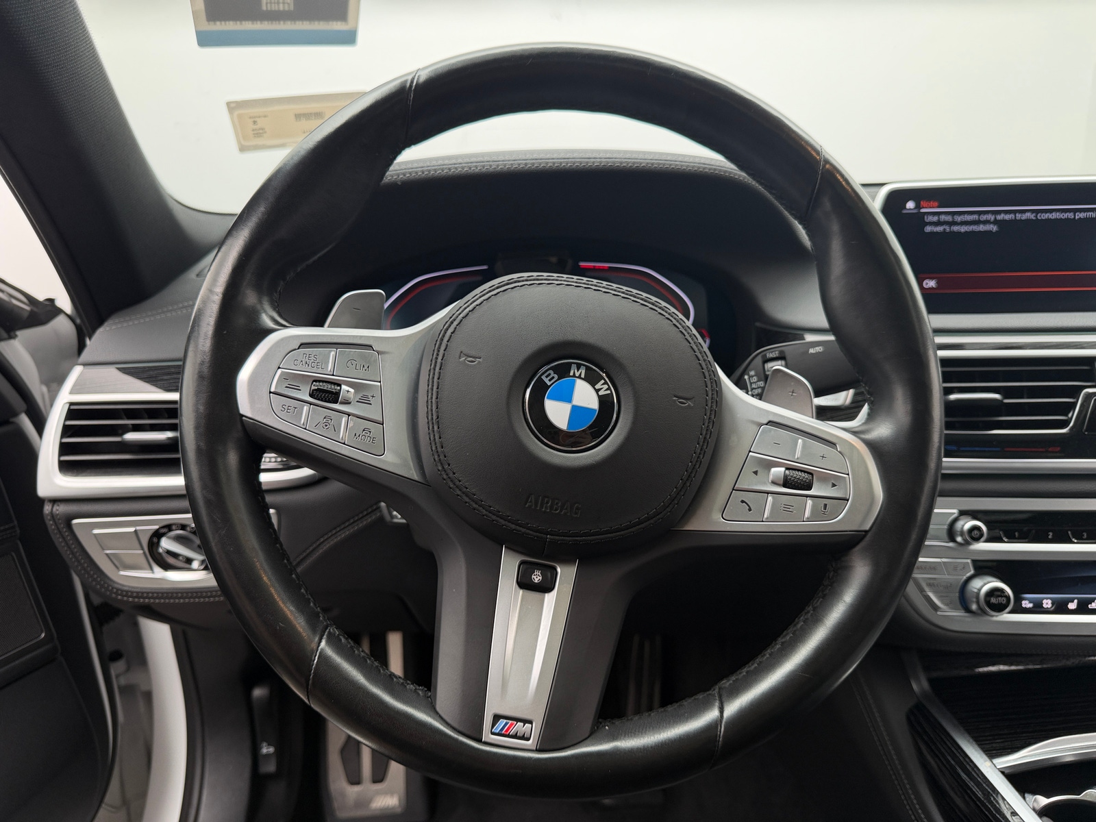 Thumbnail: 2022 BMW 7 Series - 4
