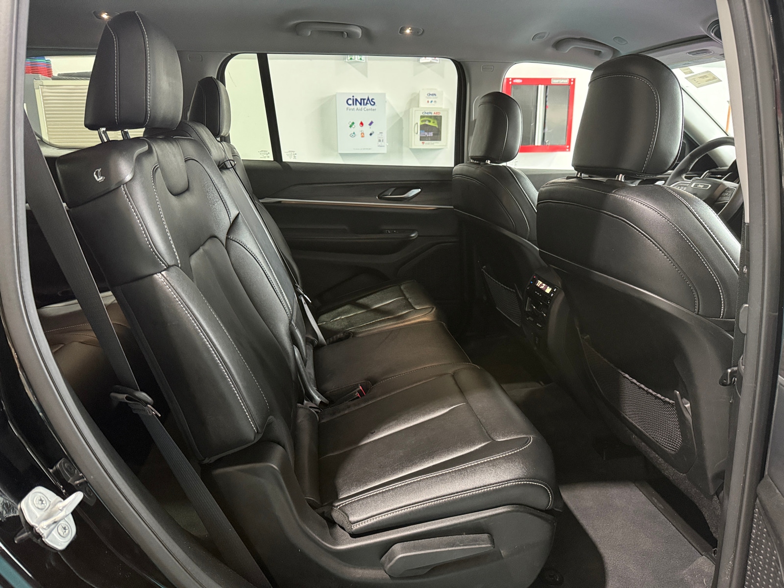 Thumbnail: 2023 Jeep Grand Cherokee L - 5