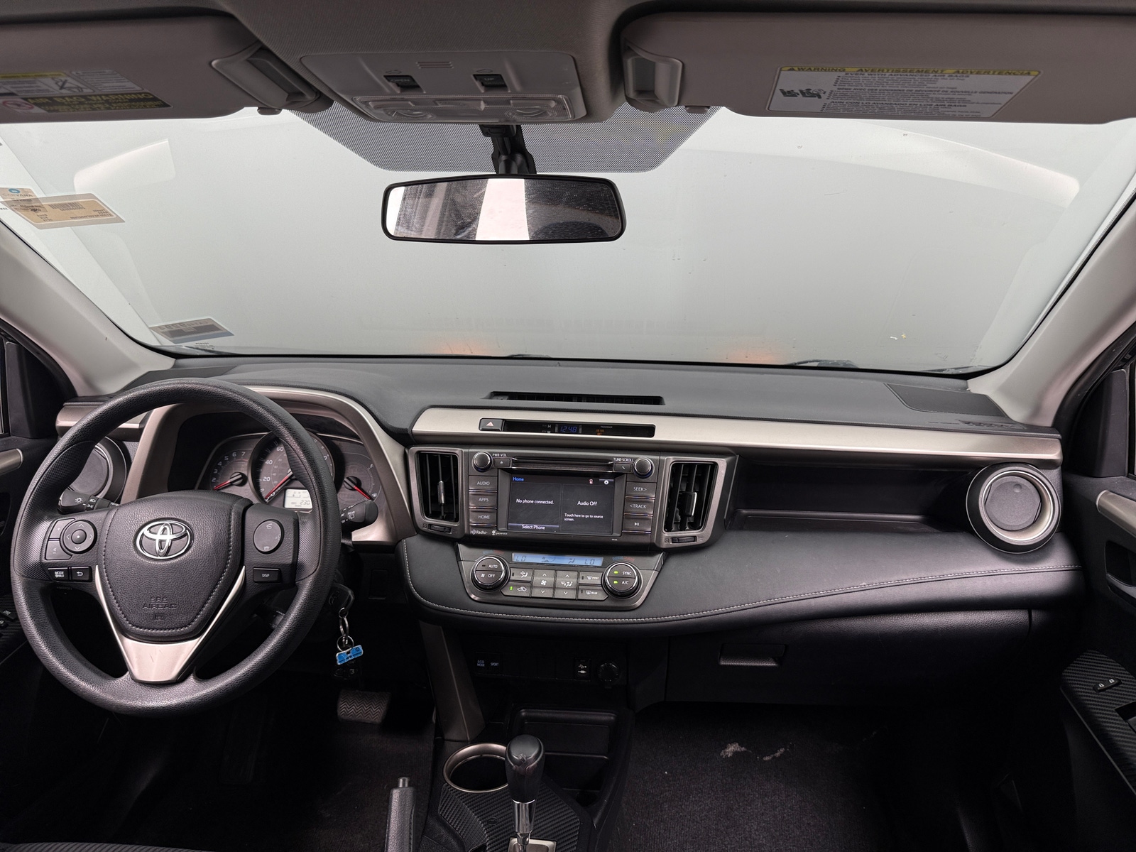 Thumbnail: 2015 Toyota RAV4 - 3