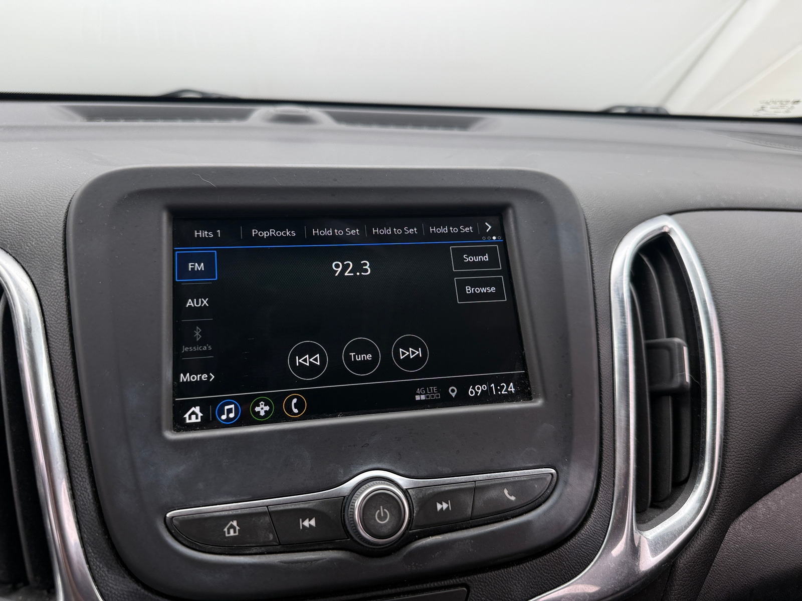 Thumbnail: 2019 Chevrolet Equinox - 4